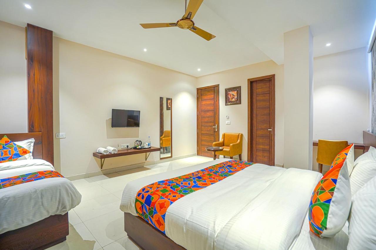 Fabhotel Prime Empire Amritsar Exterior foto